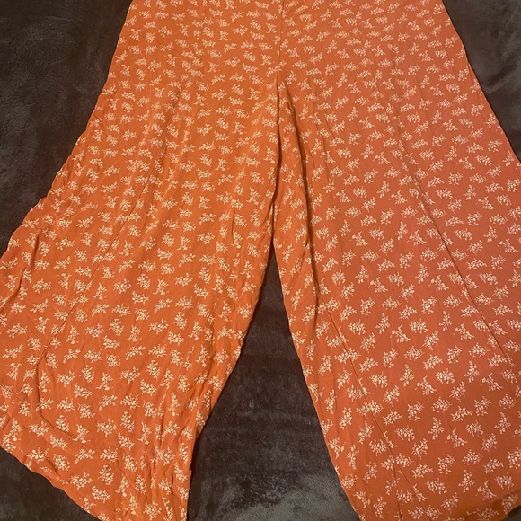 Pants - Picture 2 of 4